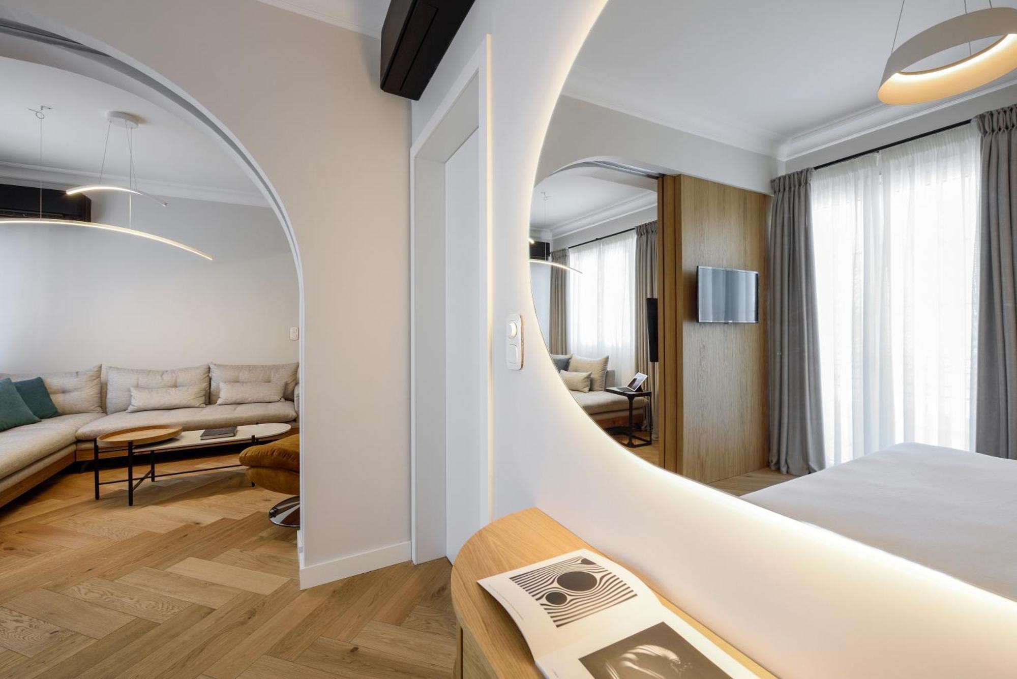 Queen Apartment Thessaloniki By Luxlikehome Salonicco Esterno foto