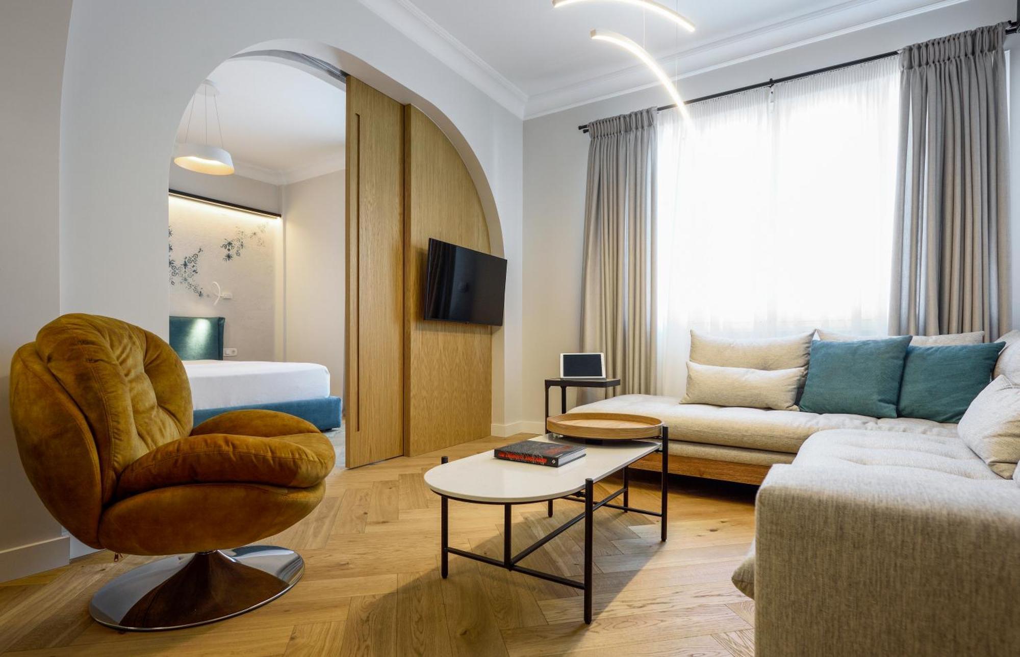 Queen Apartment Thessaloniki By Luxlikehome Salonicco Esterno foto