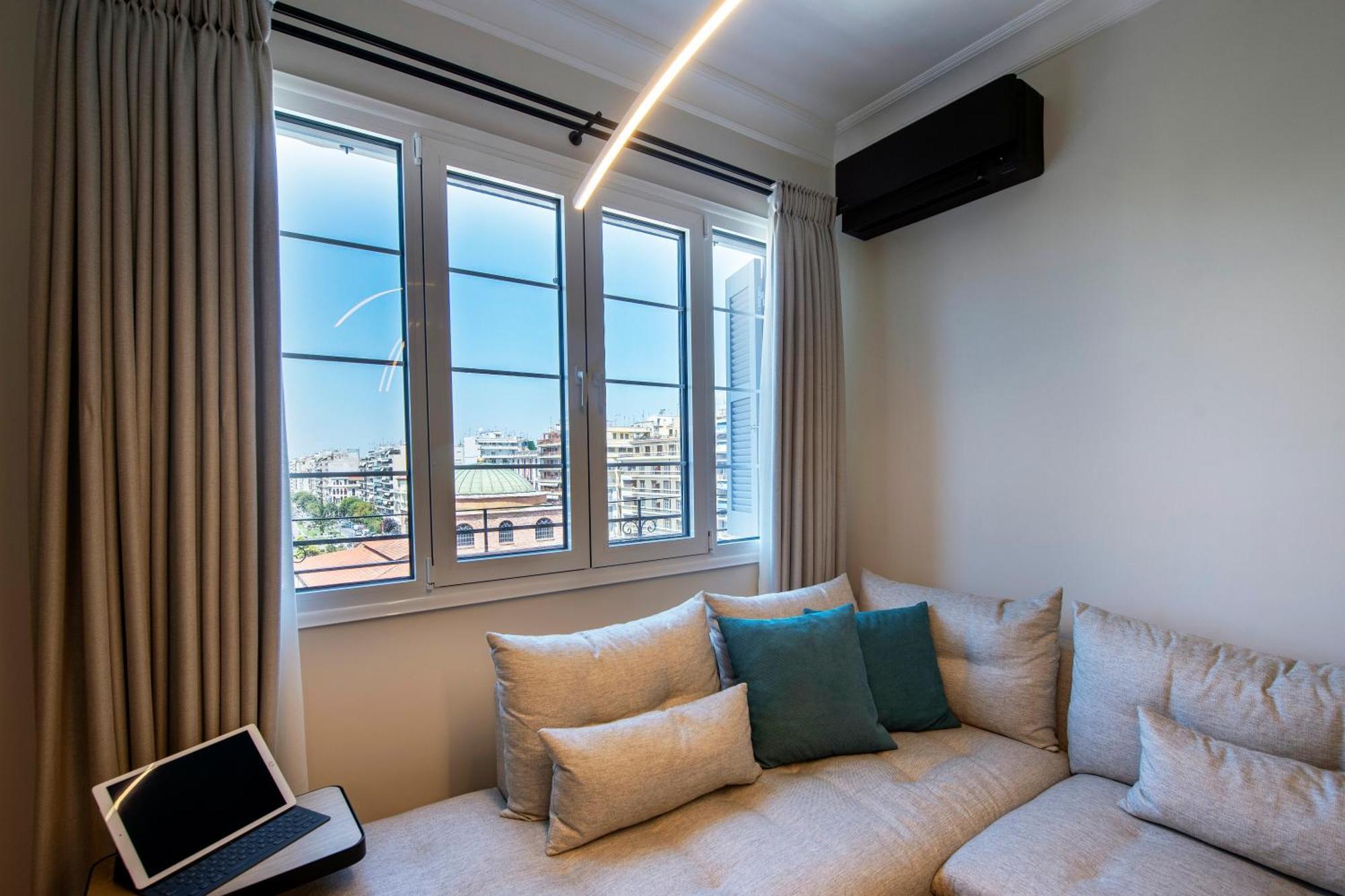 Queen Apartment Thessaloniki By Luxlikehome Salonicco Esterno foto